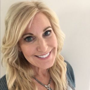 Meet your Posher, Cathy